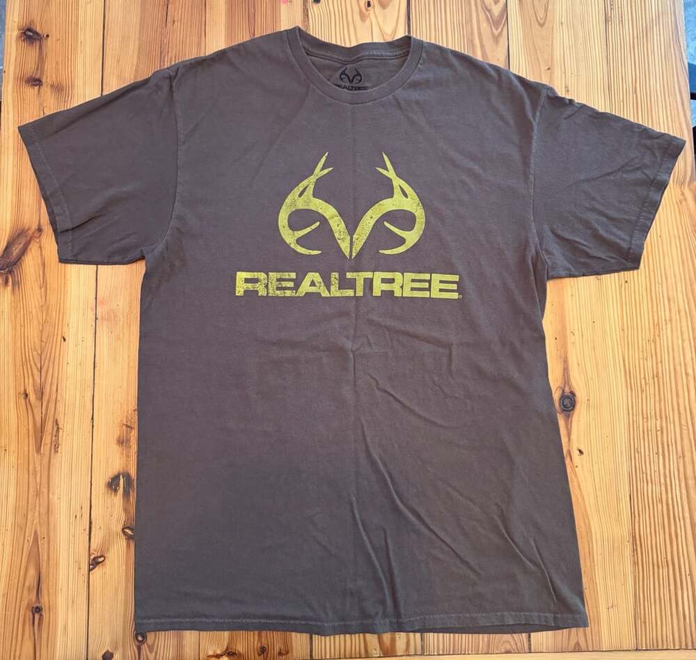 Realtree Brown Short Sleeve Graphic T-Shirt with Lime Green Antler Logo Size L